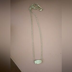 🌥️Kendra Scott Elisa Necklace🌥️